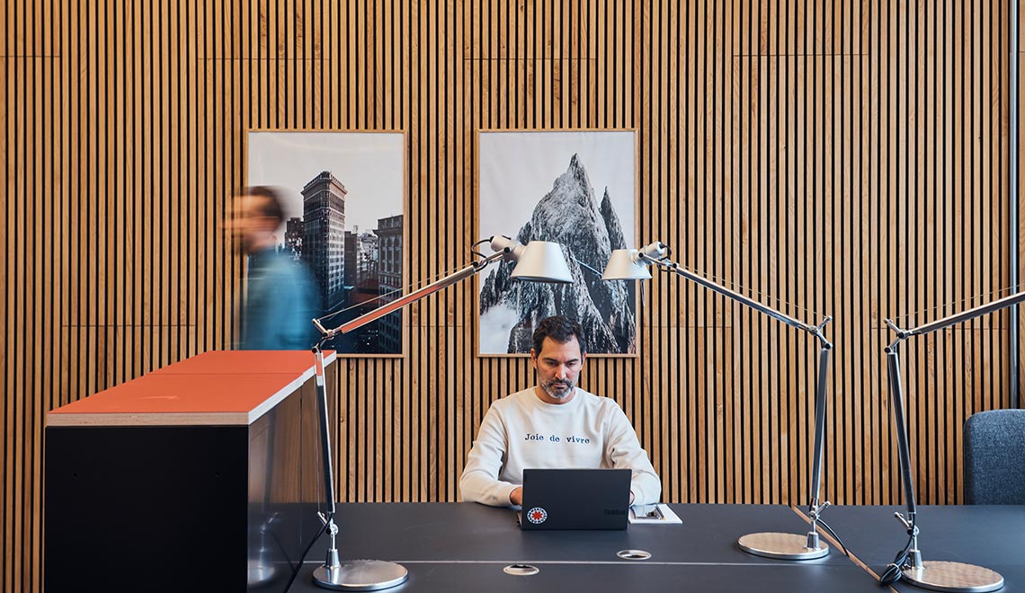 Arbeitsplatz im Westhive Zug Tech Cluster