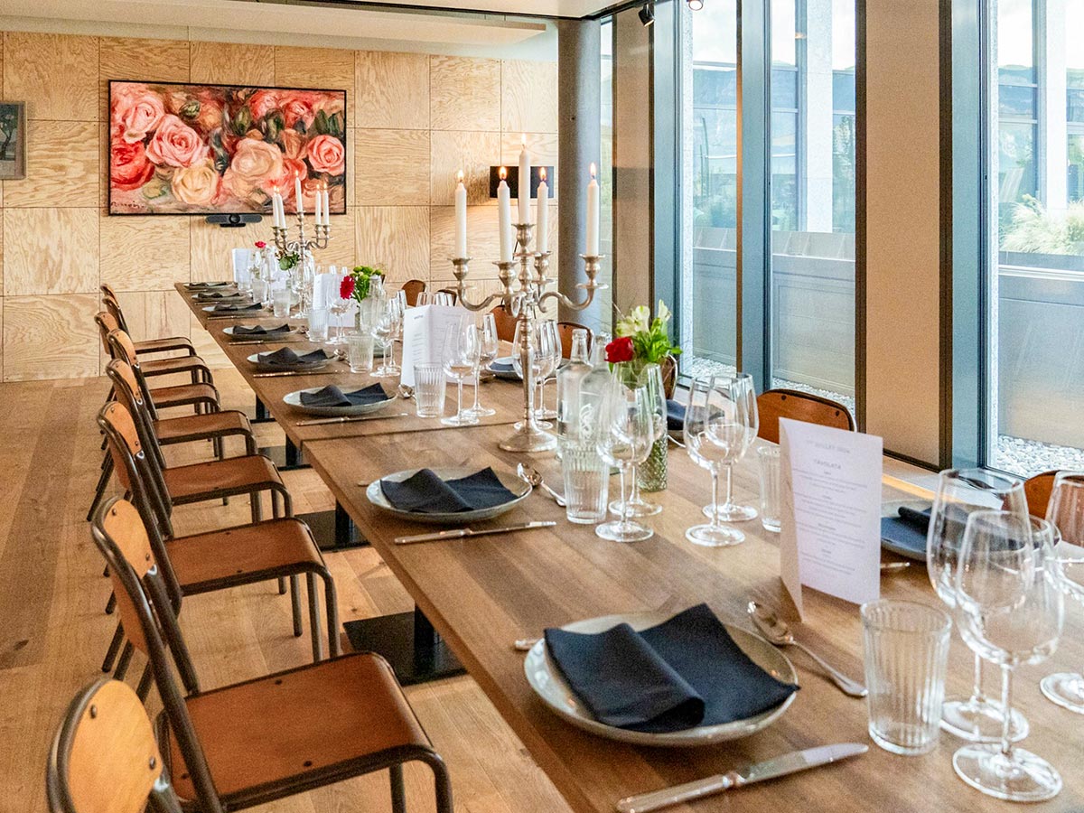 Gedeckter Tisch