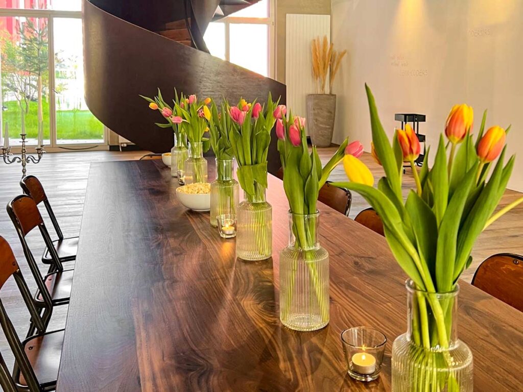 Tischdekoration im Westhive Zürich Stettbach Mitte