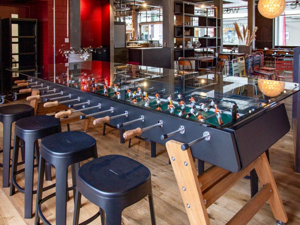 Tischfussball im Westhive Zürich Stettbach Mitte