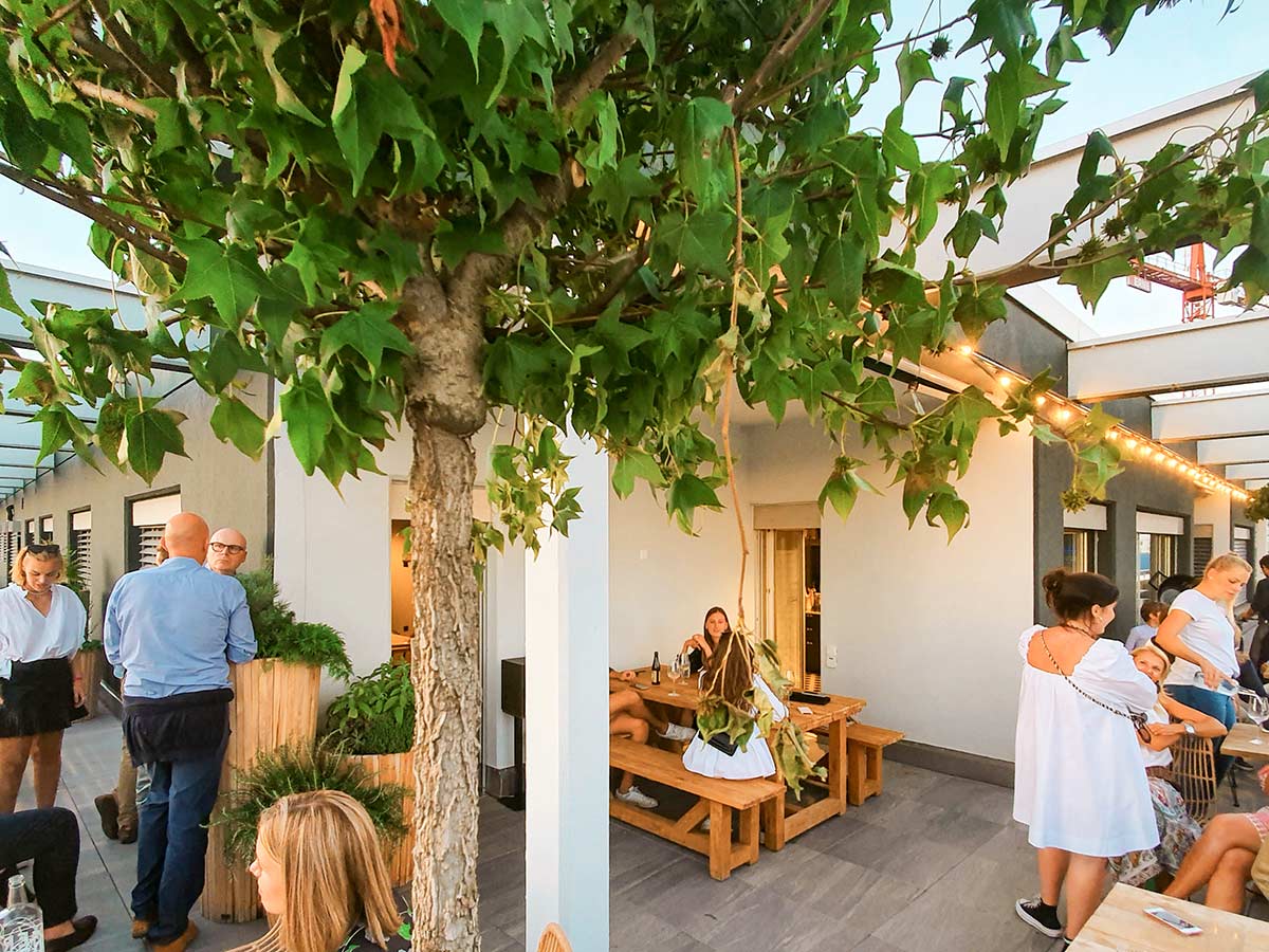 Event auf der Dachterrasse des Westhive Zürich Hardturm